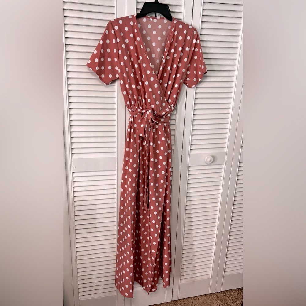 3 for $20  Bundle any 3 items priced $15 and under and get them for $20🛍️🛍️🛍️